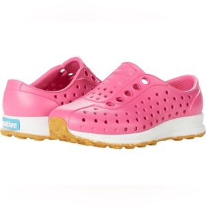Native Robbie Sugarlite Bright Pink
Slip On Perforated Water Shoes Girls 9 C